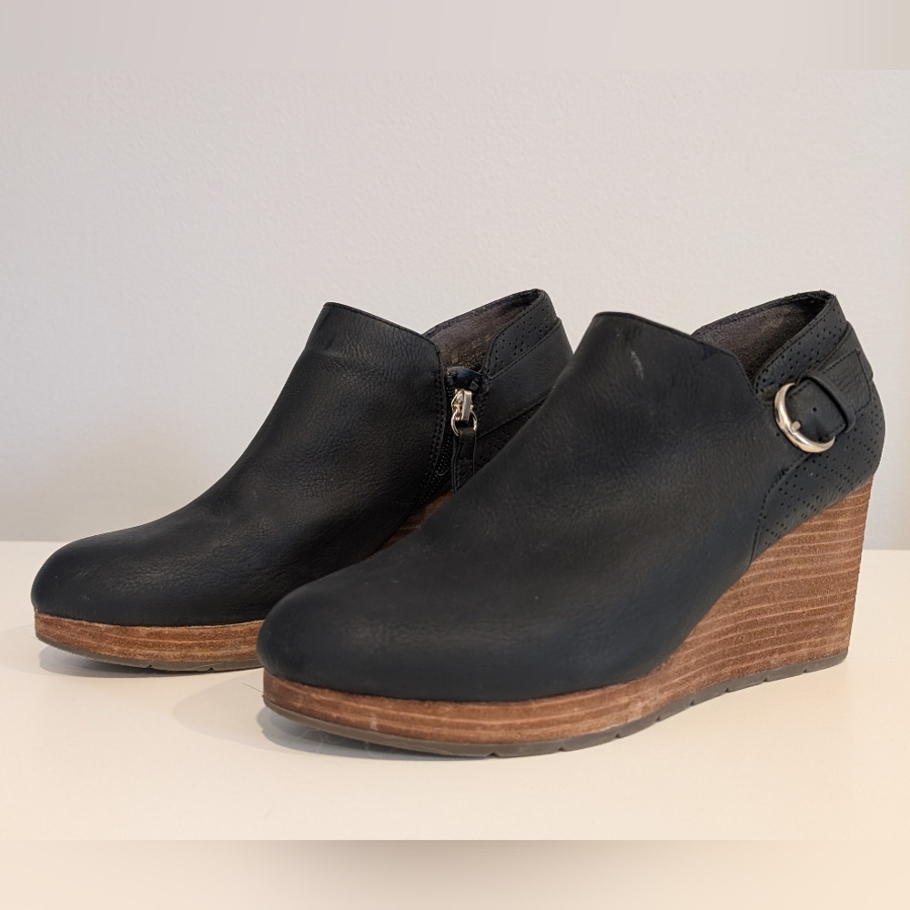 Dr. Scholl's Wynter Wedge Faux Leather Comfort Side Zip Wedge Bootie Size 8